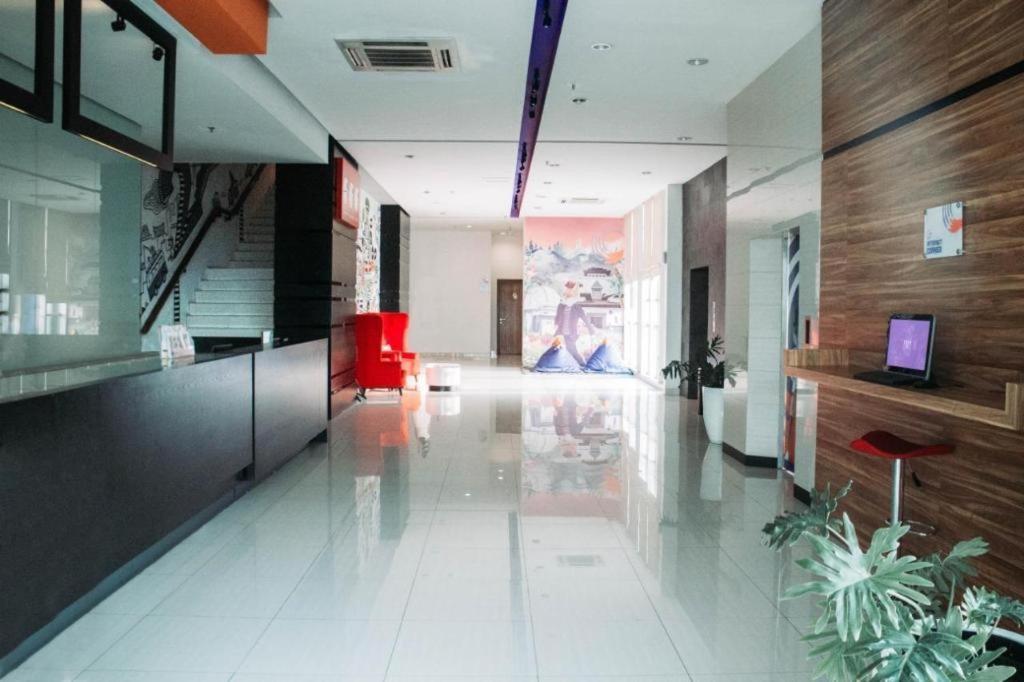 Fox Lite Hotel Metro Indah - Bandung Exterior photo
